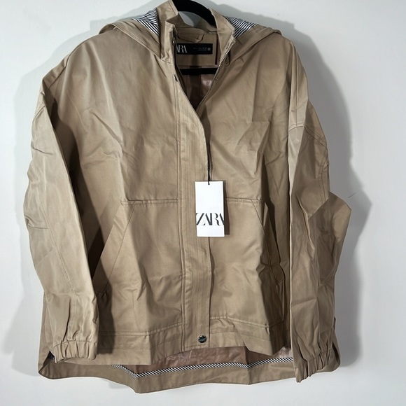 Zara Hooded Jacket in Beige - Picture 6 of 9